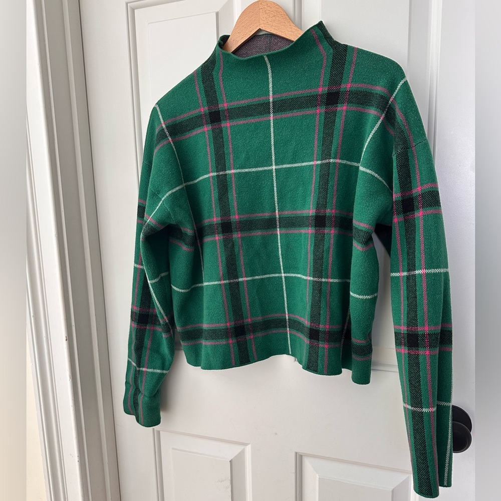 Tahari Green and magenta Plaid Women's mock neck Sweater